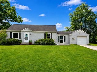 1553 Savannah Rd, New Castle, PA 16101