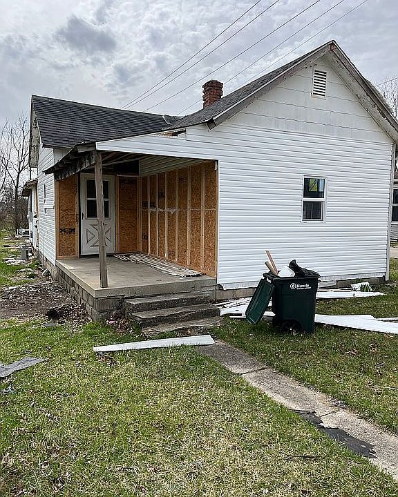 1st image of 802 E Grant St
