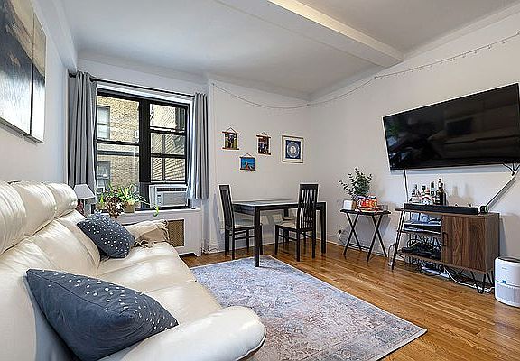 3rd image of 205 W 88th St APT 9H