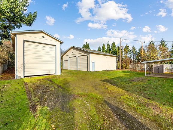 3rd image of 6404 NE 38th St