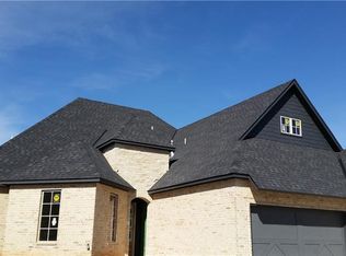 15521 Park Lake Ln, Edmond, OK 73013