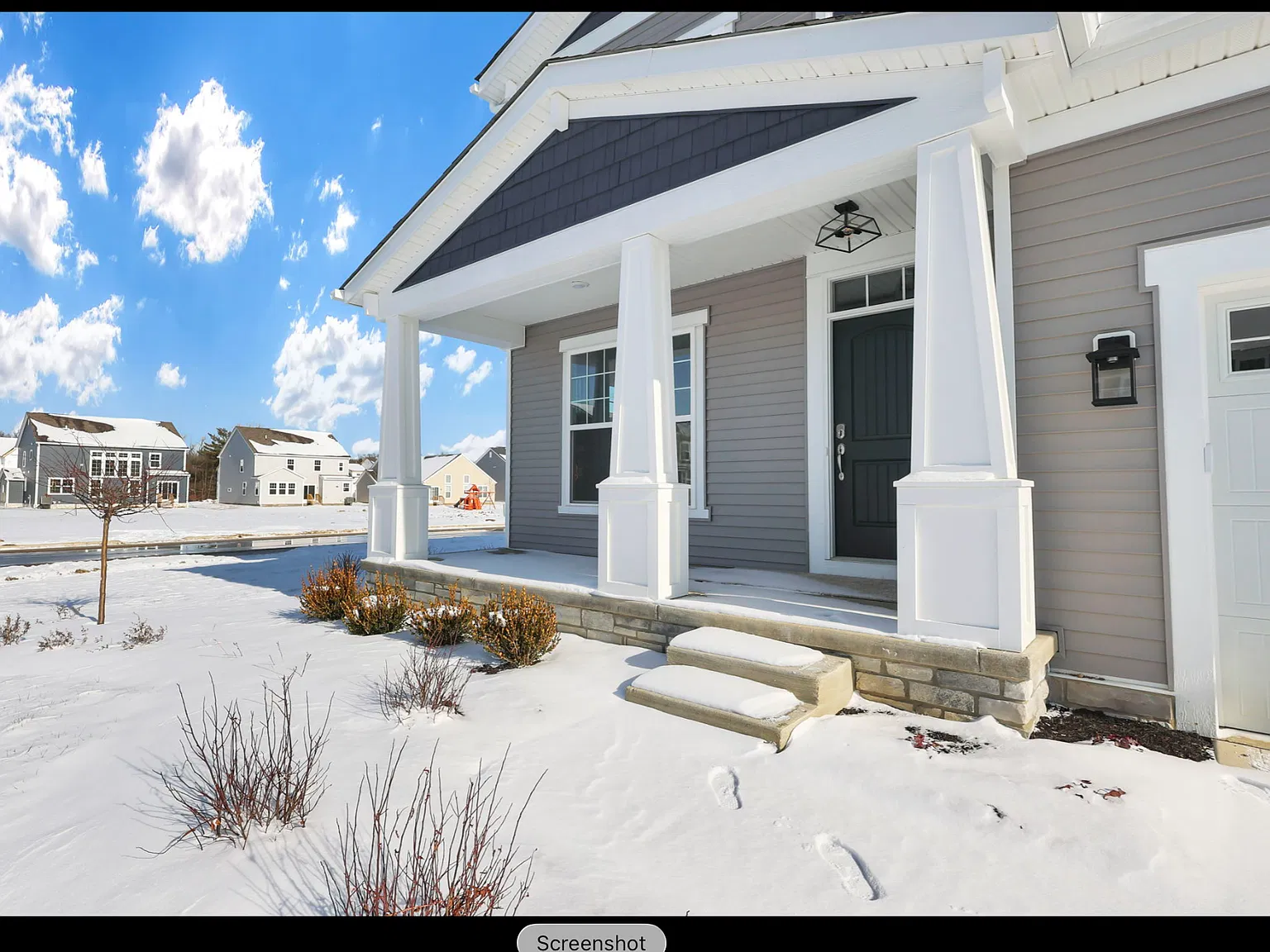 4 bed, 2.5 bath, 3200 sqft, $3,800 — Photo 3