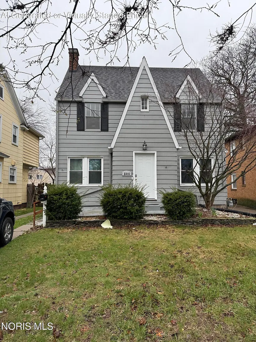 2315 Berdan Ave photo 1