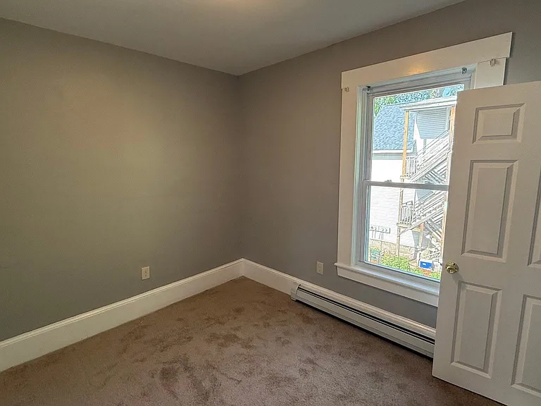 152 Pearl St #2 — Photo 14