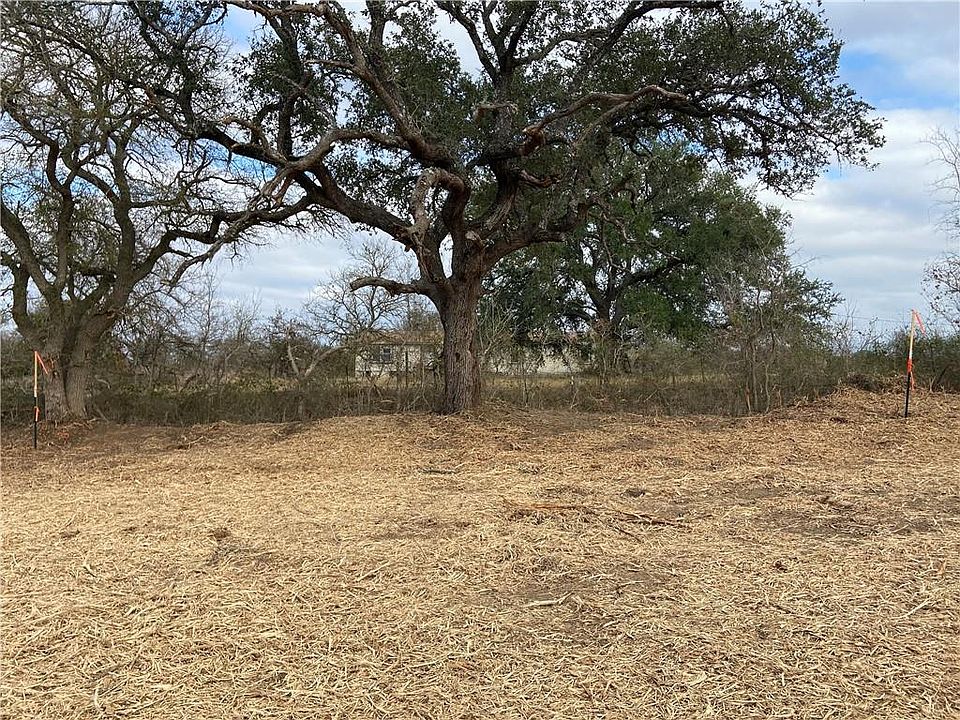 1st image of TRACT Cattlemens Row #A