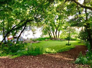 1630 Woodlawn Cir, Waconia, MN 55387