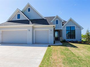 14157 Fox Lair Ln, Edmond, OK 73025
