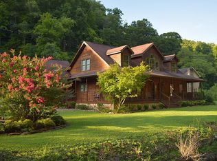 108 Billiter Dr, Pikeville, KY 41501