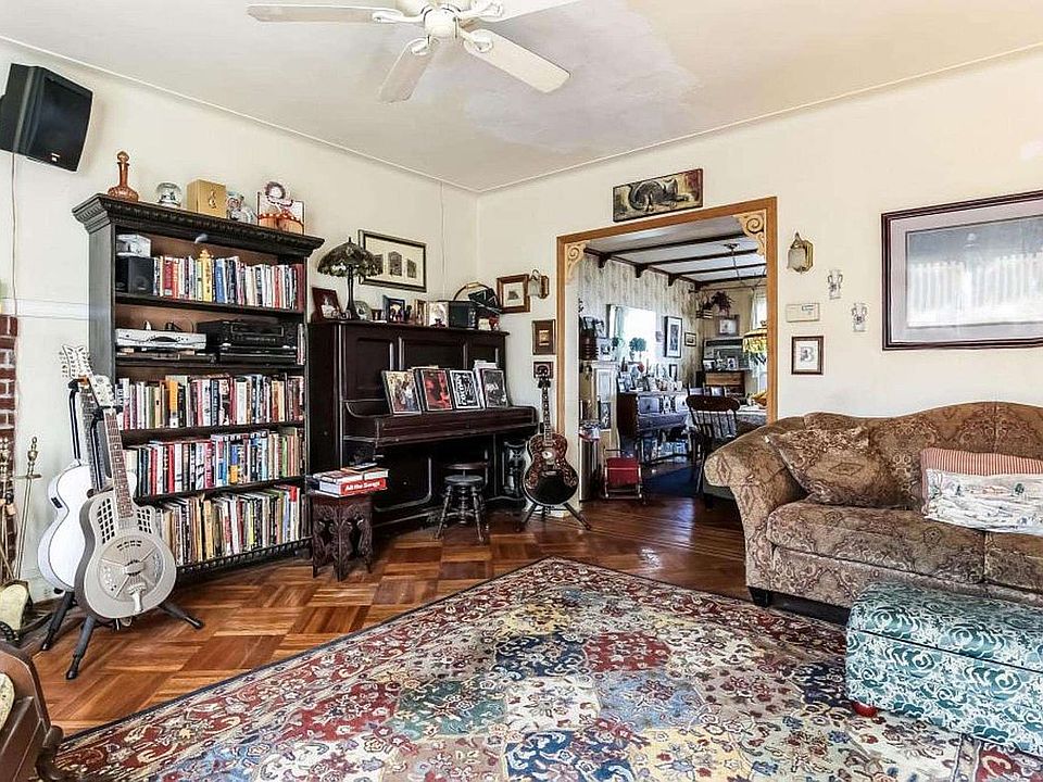 1st image of 3411 Avenue