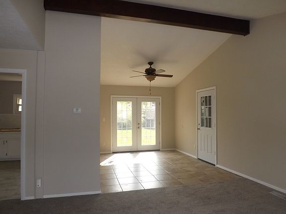 2nd image of 2051 Hathaway Dr