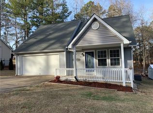 7039 Stonecreek Dr, Douglasville, GA 30134