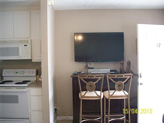 2nd image of 5301 Thomas Dr #32