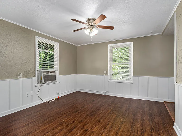 5937 Holmes St #2 — Photo 8