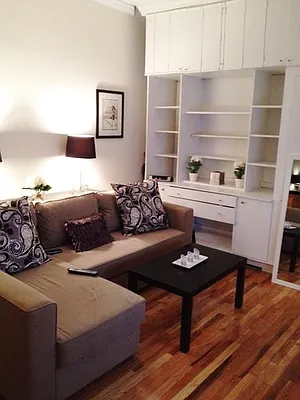 Rented by Sandra Greer Real Estate | media 28