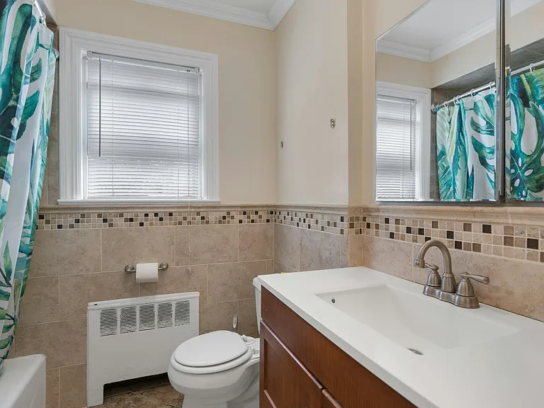 201 Oakdene Pl #1D — Photo 14
