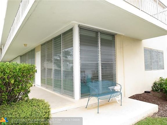 3rd image of 900 Intracoastal Dr APT 1