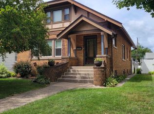 2027 12th St, Moline, IL 61265