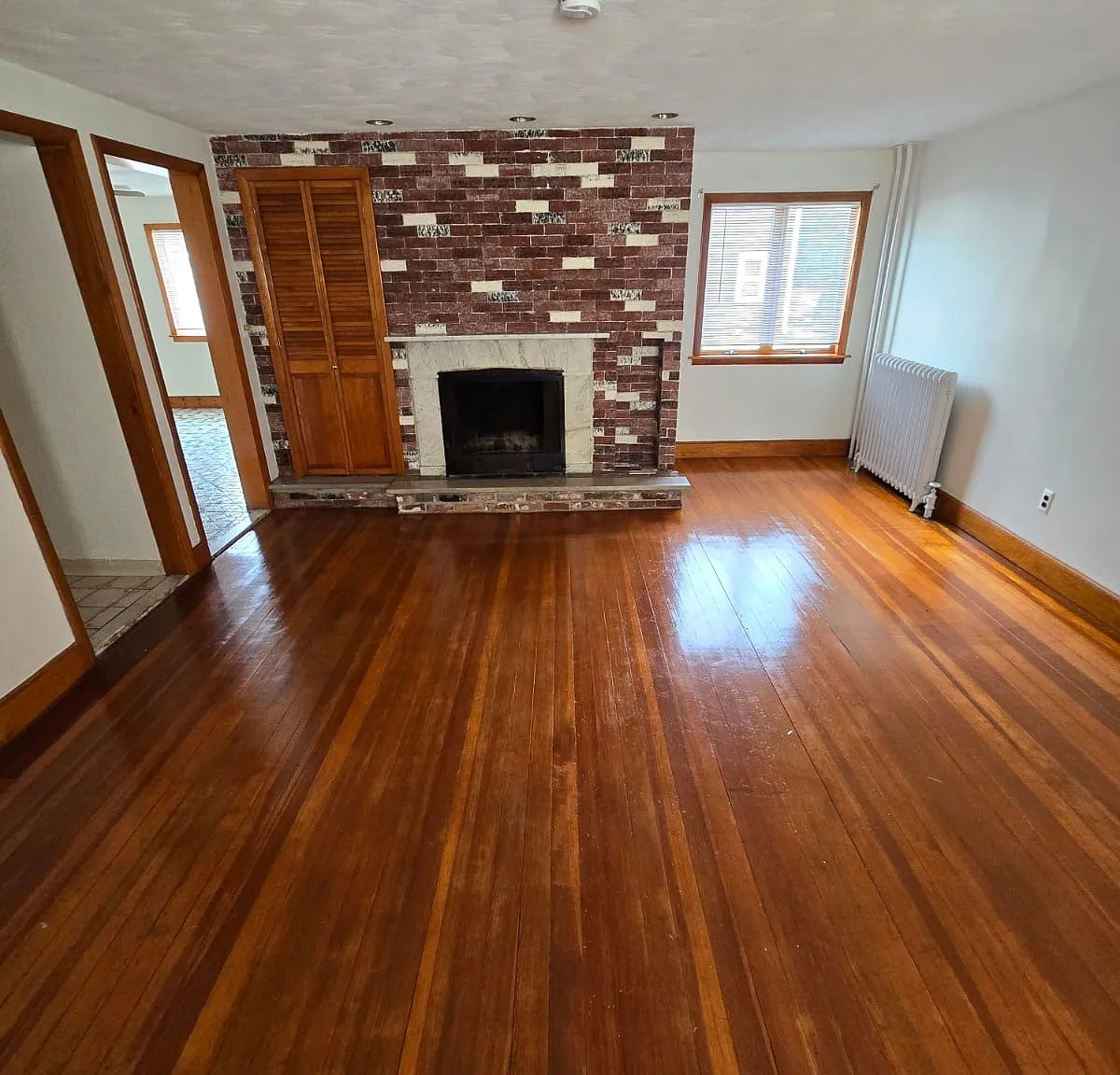 3 bed, 9999 sqft, $3,000 — Photo 4