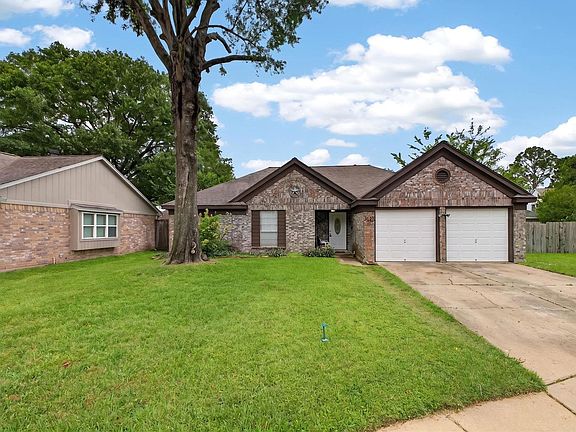 2nd image of 3510 Corinne Court
