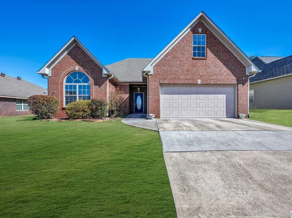 3042 Highview Ln, Calera, AL 35040