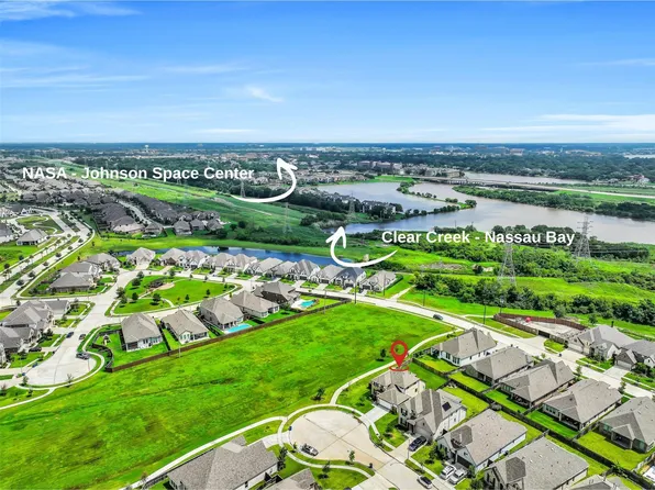 1009 Tackett Ct, Webster, TX 77598