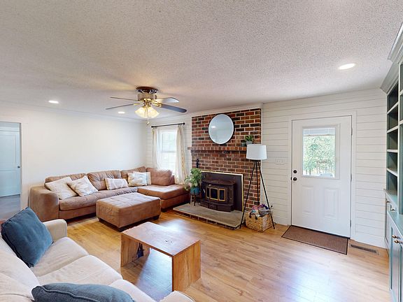 2nd image of 247 Bell Harrison Rd