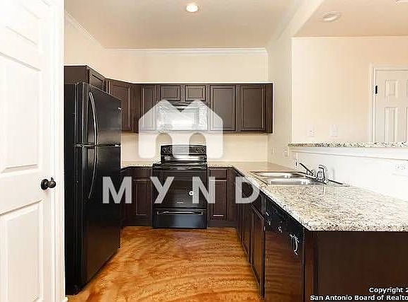 4th image of 6415 Melanzane Ave Unit 7