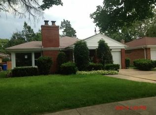 841 N Lincoln Ave, Park Ridge, IL 60068