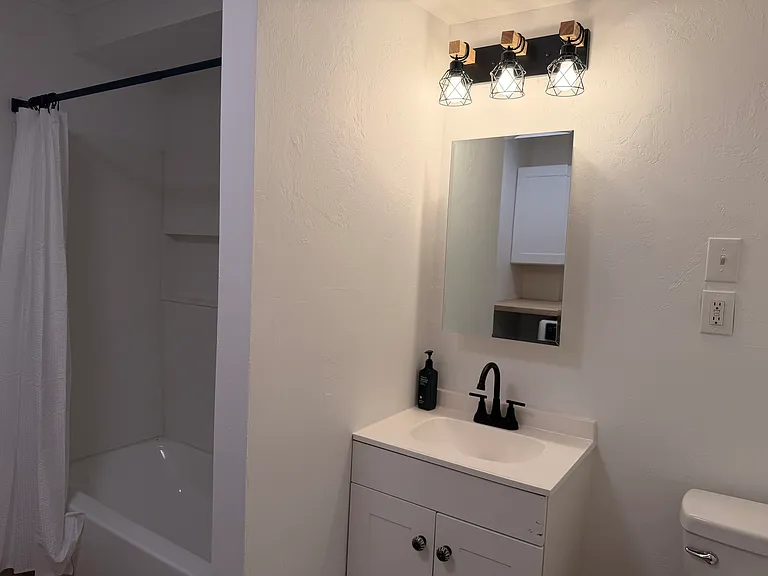 2109 S Fitch Mountain Rd #B — Photo 30