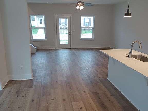3rd image of 2178 Hospitality Ln