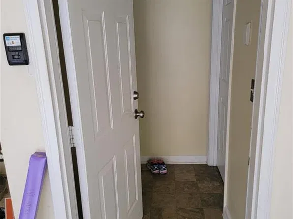 2240 Village Dr, Loganville, GA 30052