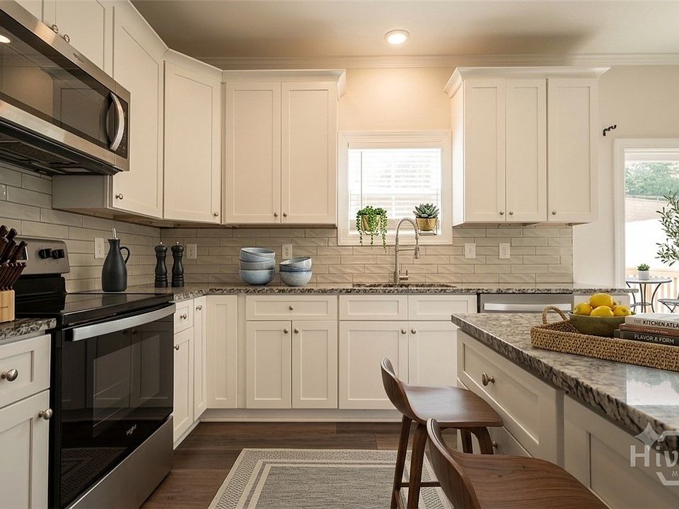 1st image of 123 Magnolia Place #123