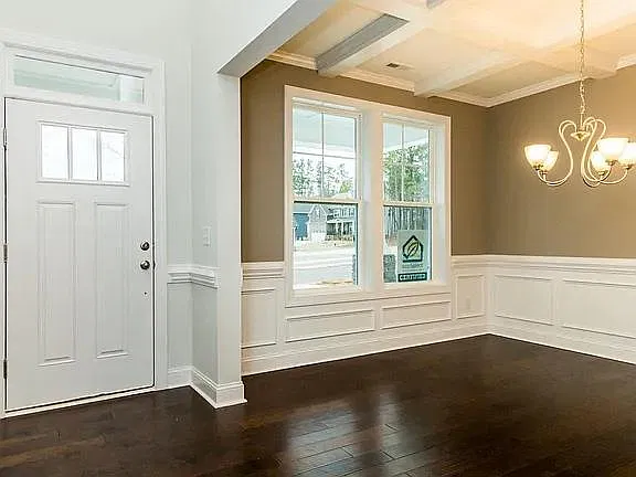 544 Jones Bluff Way — Photo 2