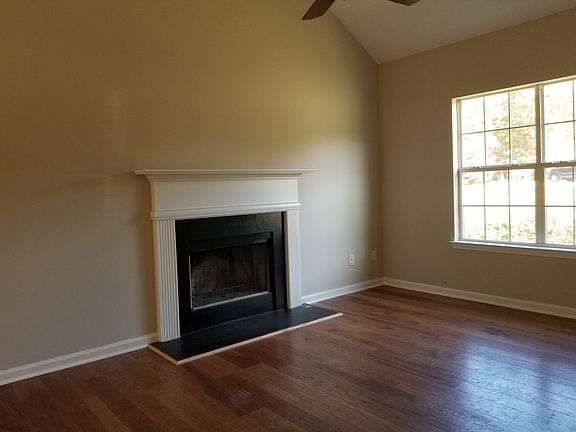 2nd image of 134 Worthy Dr