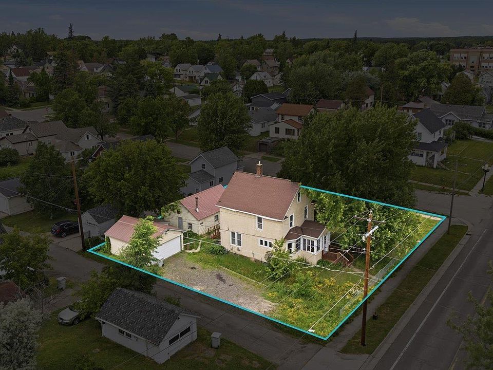 1st image of 217 NW 3rd Ave