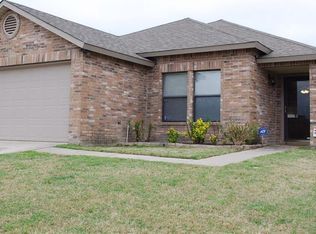 1229 Crabtree Ct, Cedar Hill, TX 75104