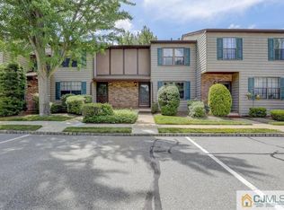 58 Pheasant Run, Edison, NJ 08820