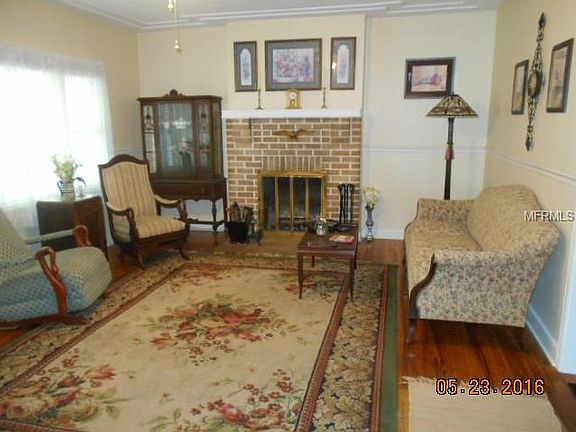 2nd image of 480 S Oak Ave