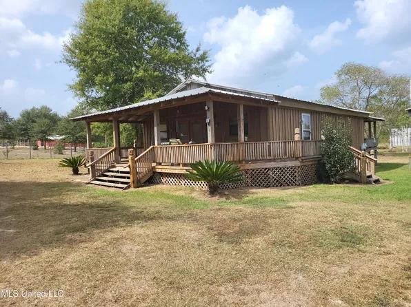 22166 Houston Ladner Rd, Saucier, MS 39574