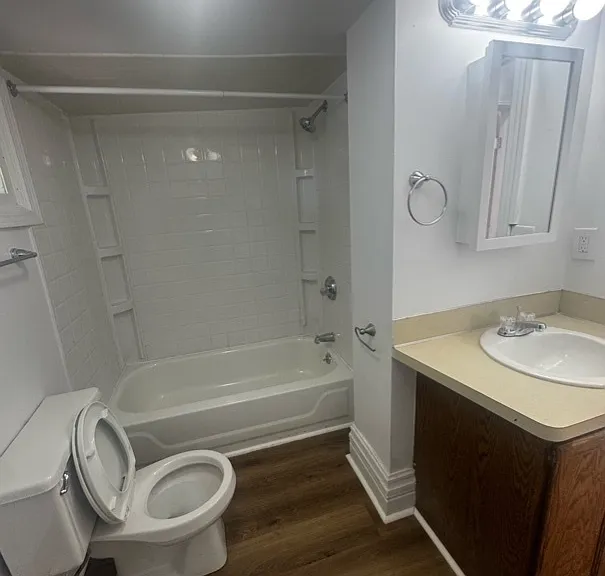 410 Pearl St #1 — Photo 8