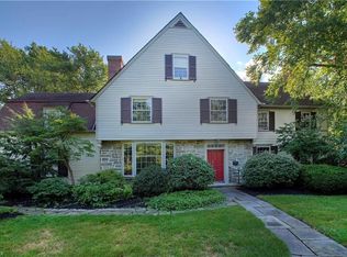 2341 Ardleigh Dr, Cleveland Heights, OH