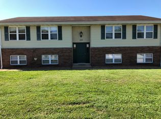 604 Sunset Ln APT 16, Waterloo, IL 62298