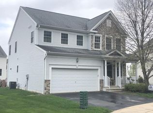 5 Crown Point Ct #5, Old Bridge, NJ 08857