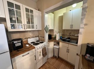 65 Burbank St APT 12A, Boston, MA 02115