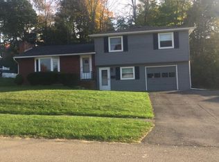 412 Alpine Dr, Vestal, NY 13850