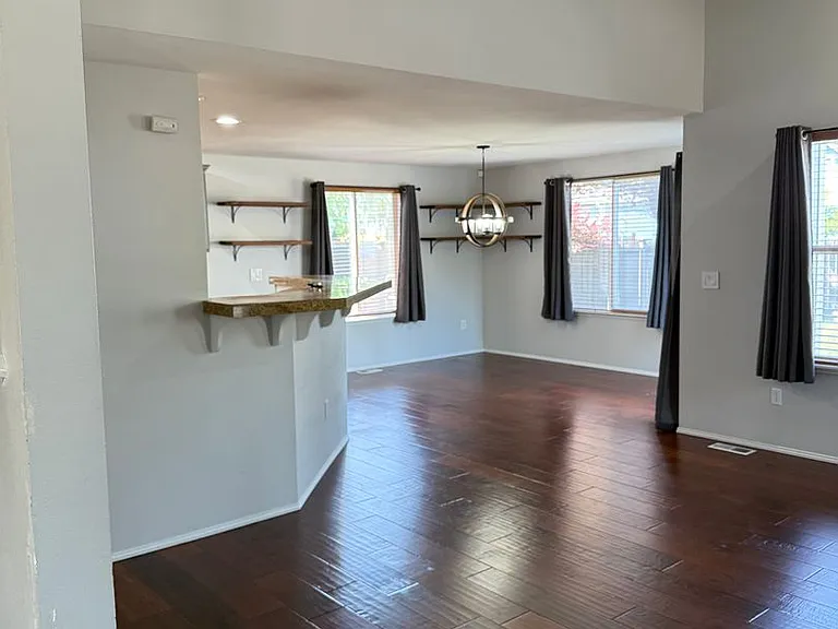 23836 SE 249th St — Photo 4