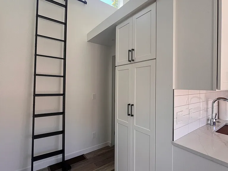 175 Midland Ave #1B — Photo 7