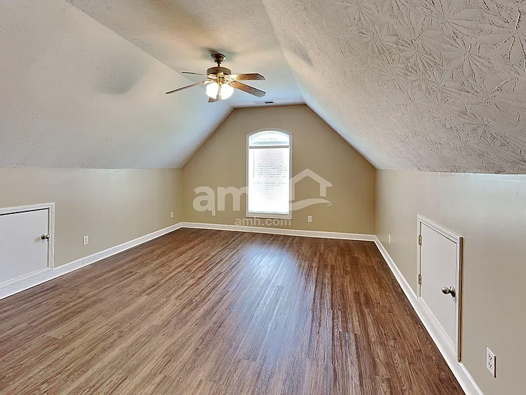 711 Riata Ct — Photo 15