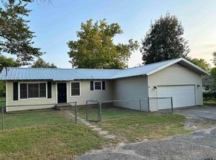 513 E South St, Lindale, TX 75771