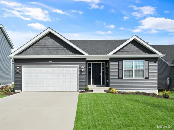 1016 Westhaven Blvd, Wentzville, MO 63385